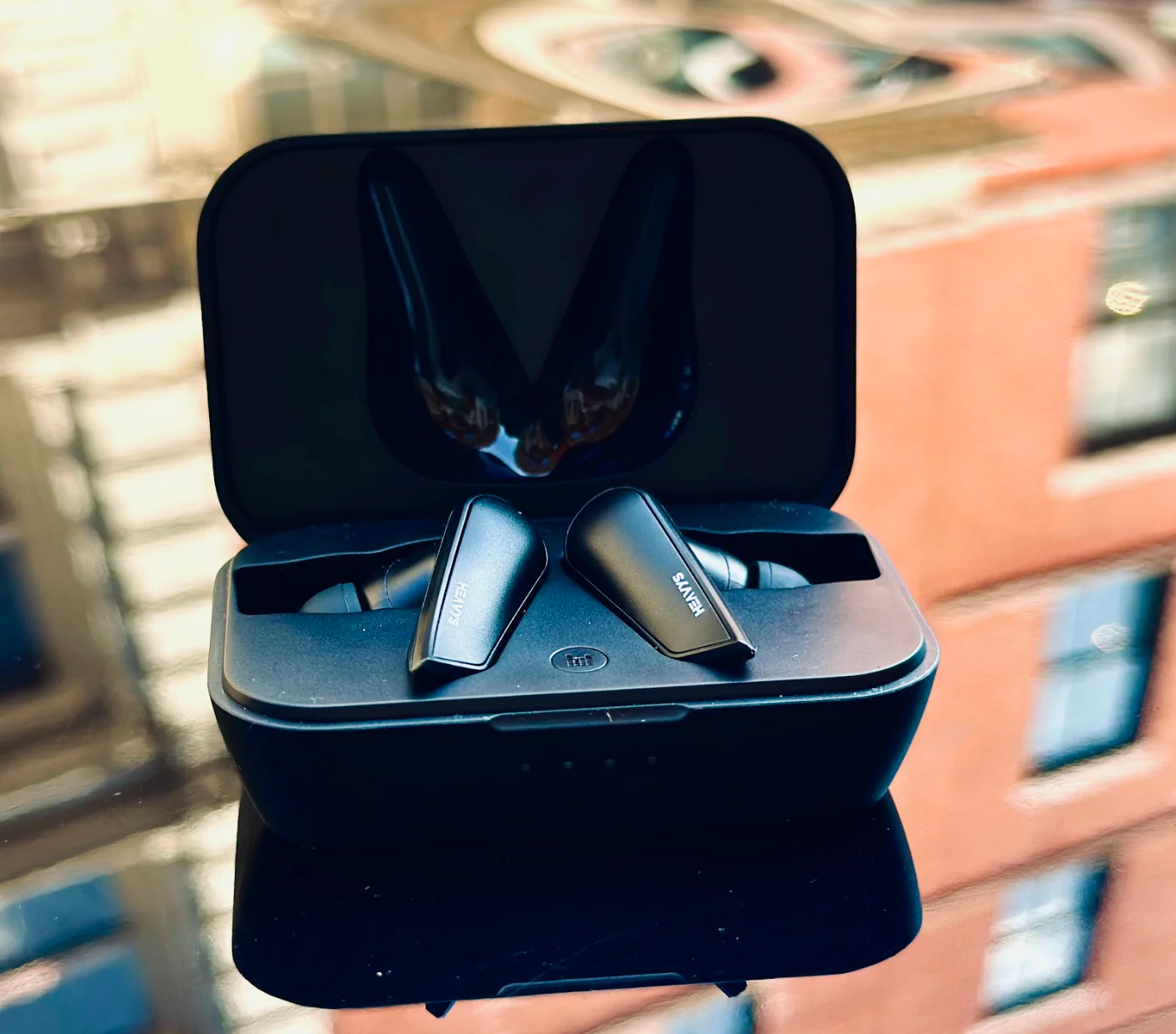 415-heavys-wireless-earbuds-11.webp Heavys Wireless EarBuds
