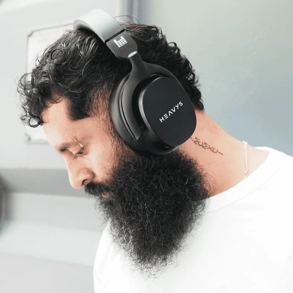432-heavys-h1h-headphones-premium-silver-coated-cable-bonus-travel-case-3.webp Heavys H1H Headphones + Premium Silver-Coated Cable + Bonus Travel Case