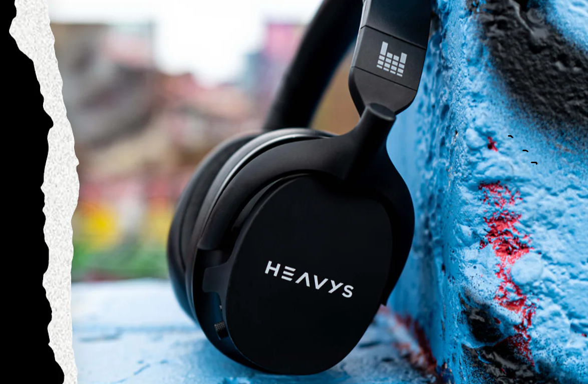 header blue headphones heavys1222 1